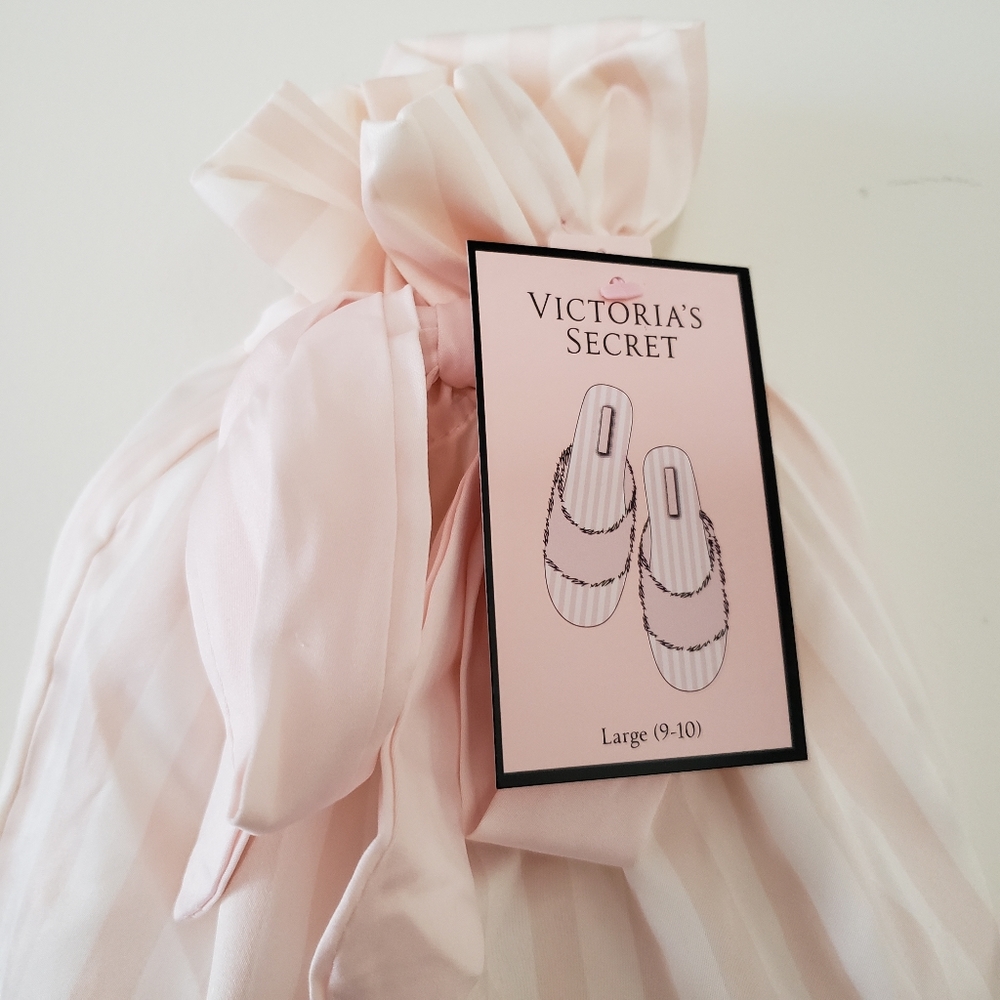 VICTORIA'S Secret Signature Pink Slipper S… - Picture 9 of 10